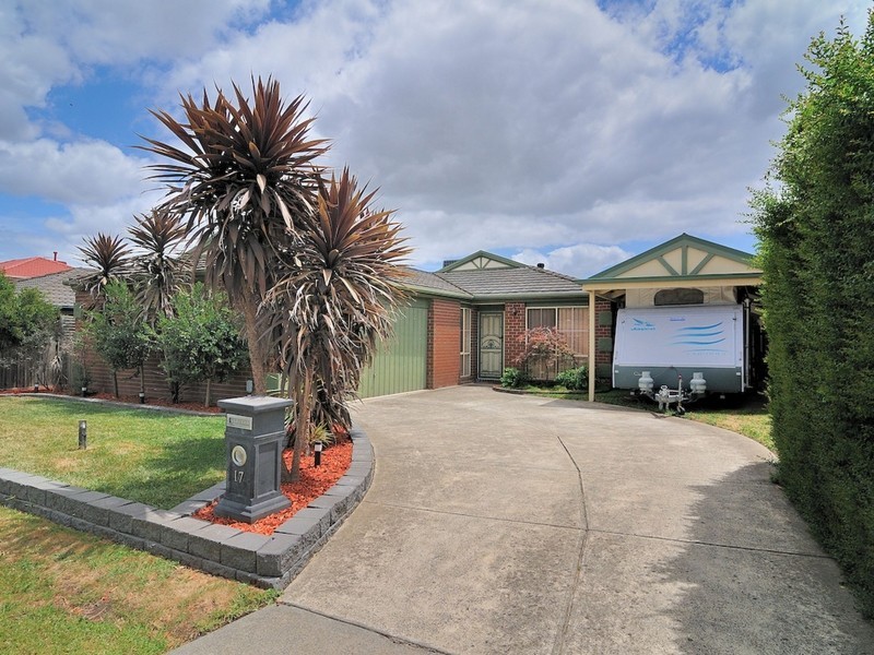 17 Pelican Court, Narre Warren South VIC 3805