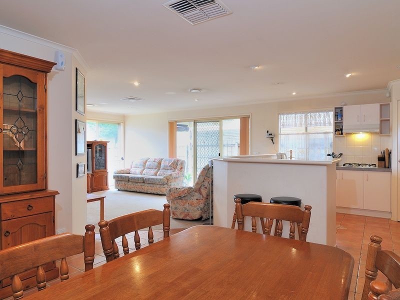 17 Pelican Court, Narre Warren South VIC 3805