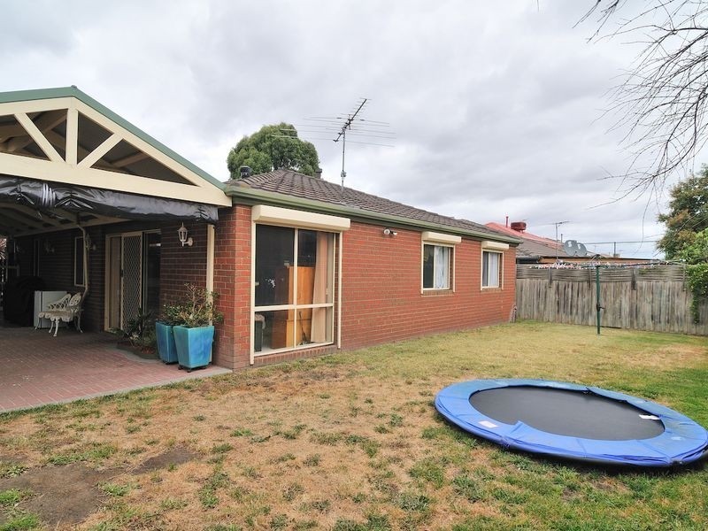 17 Pelican Court, Narre Warren South VIC 3805