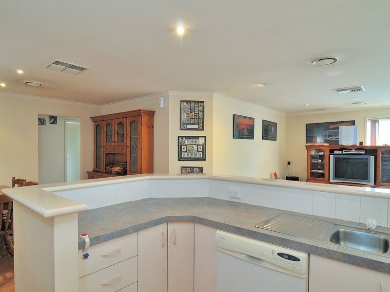 17 Pelican Court, Narre Warren South VIC 3805