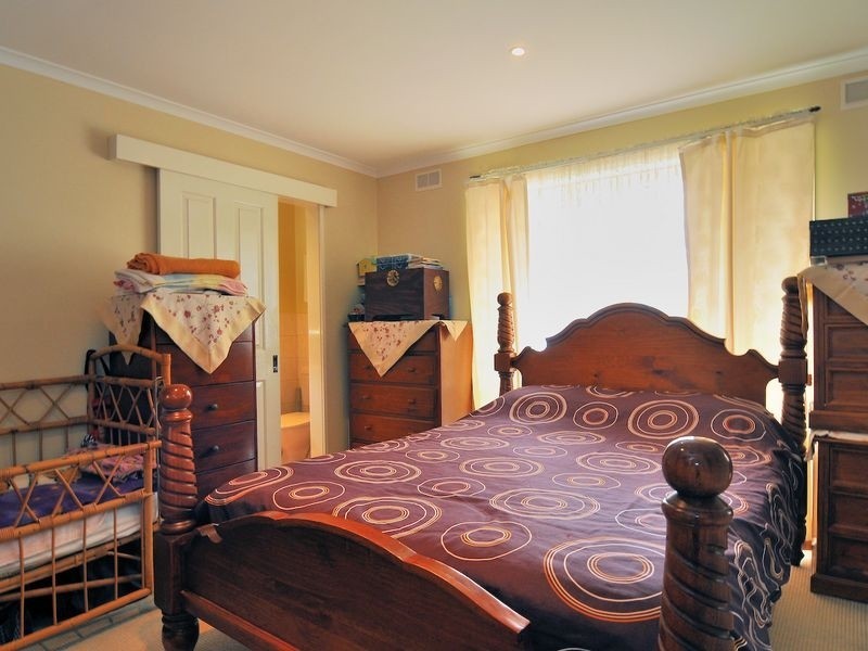 110 Fordholm Road, Hampton Park VIC 3976