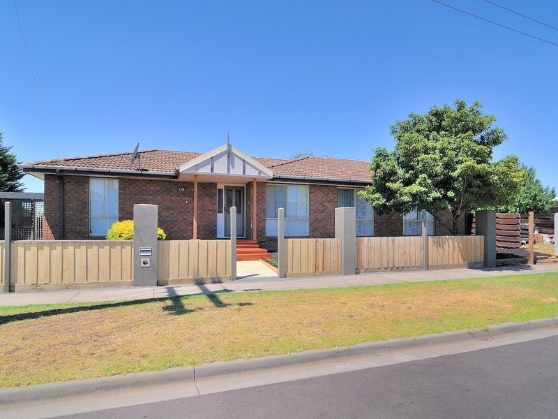 110 Fordholm Road, Hampton Park VIC 3976