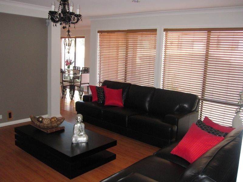 4 Dennis Close, Lynbrook VIC 3975