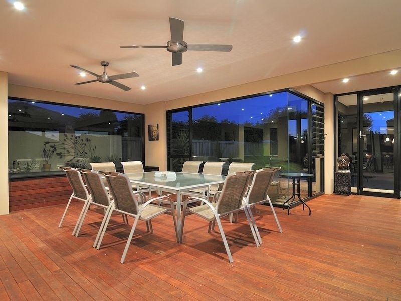 21 Riverglen Road, Berwick VIC 3806