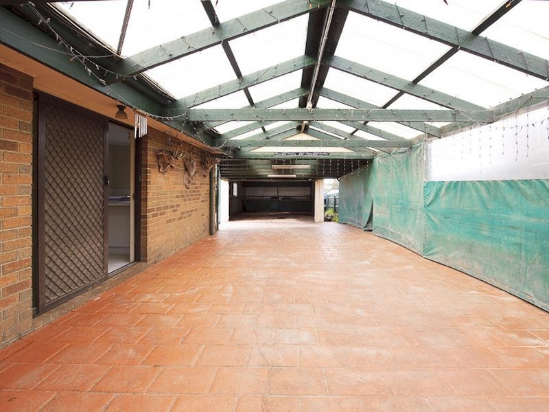 49 Michelle Drive, Hampton Park VIC 3976