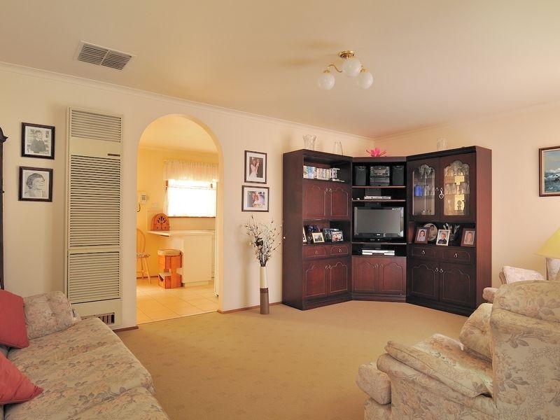 120 Warana Drive, Hampton Park VIC 3976