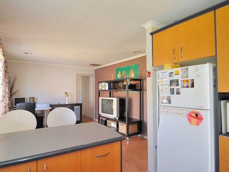 5 Narellan Drive, Hampton Park VIC 3976