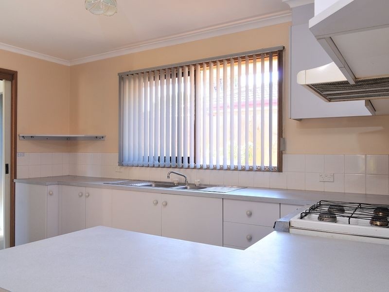 22 Beth Court, Hampton Park VIC 3976