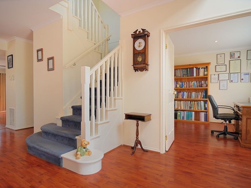 78 Edgbaston Circuit, Berwick VIC 3806