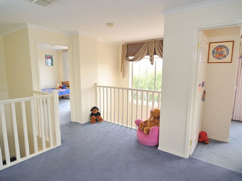 78 Edgbaston Circuit, Berwick VIC 3806