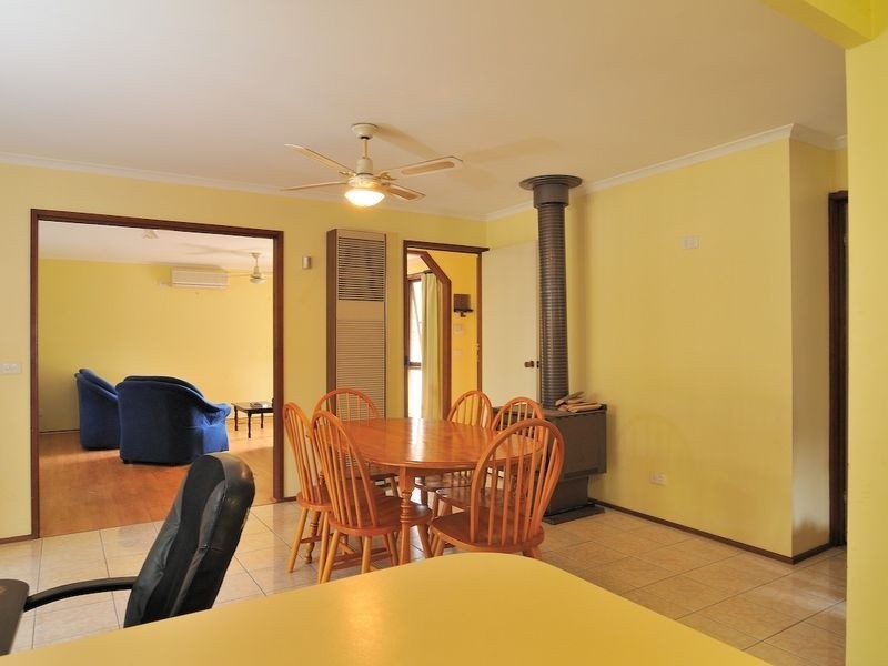 28 Cairns Road, Hampton Park VIC 3976