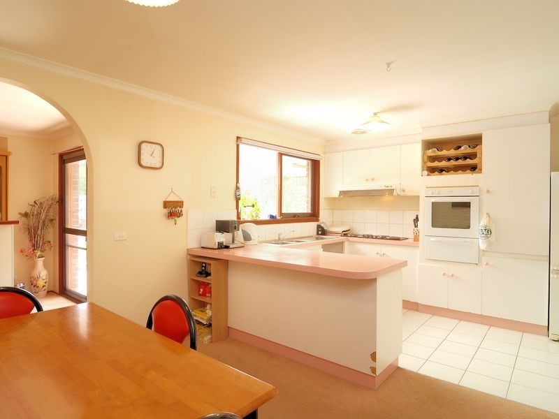 10 Strong Drive, Hampton Park VIC 3976