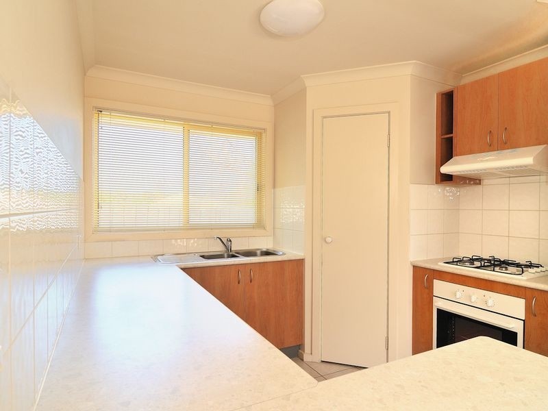 6/4 Paydon Way, Hampton Park VIC 3976