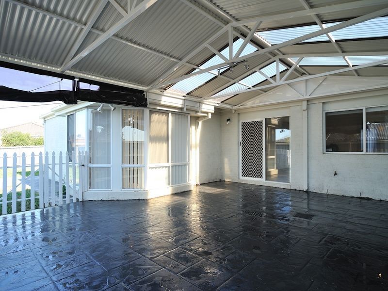 10 Hadley Circuit, Narre Warren South VIC 3805