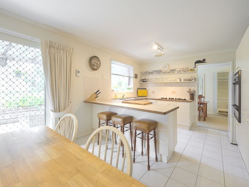 30 Victor Court, Hampton Park VIC 3976