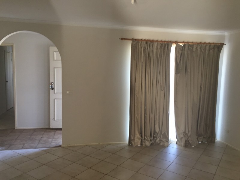 103 Warana Drive, Hampton Park VIC 3976