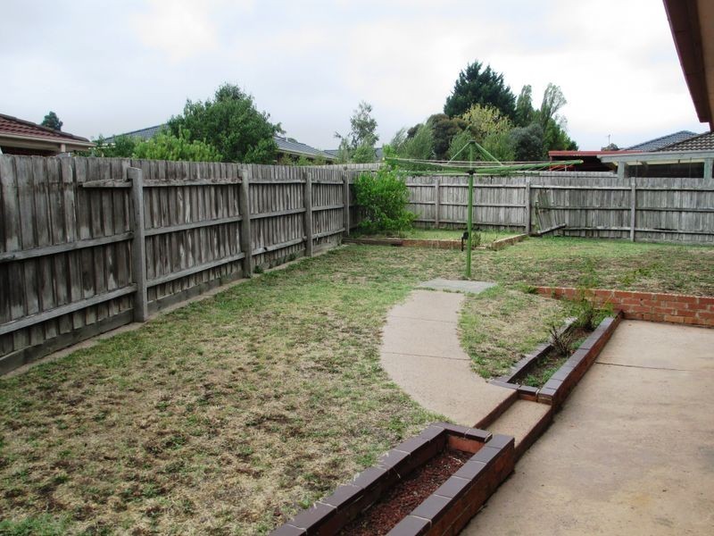 103 Warana Drive, Hampton Park VIC 3976