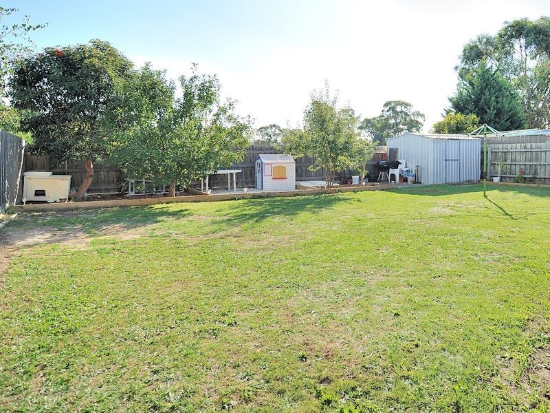 8 Craigie Court, Hampton Park VIC 3976