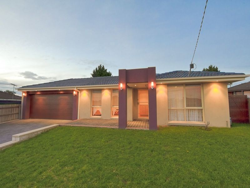 13 Harvey Court, Hampton Park VIC 3976