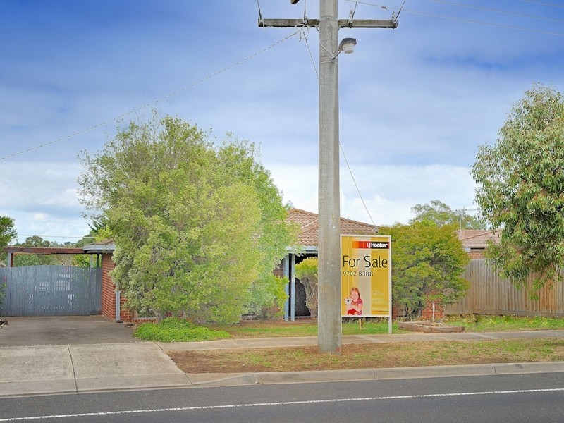 68 Warana Drive, Hampton Park VIC 3976