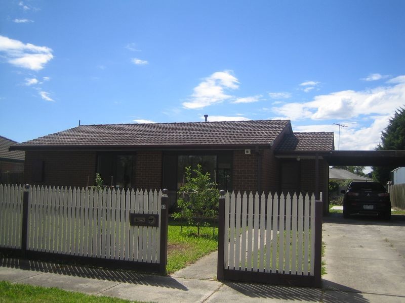 50 Beckington Crescent, Hampton Park VIC 3976