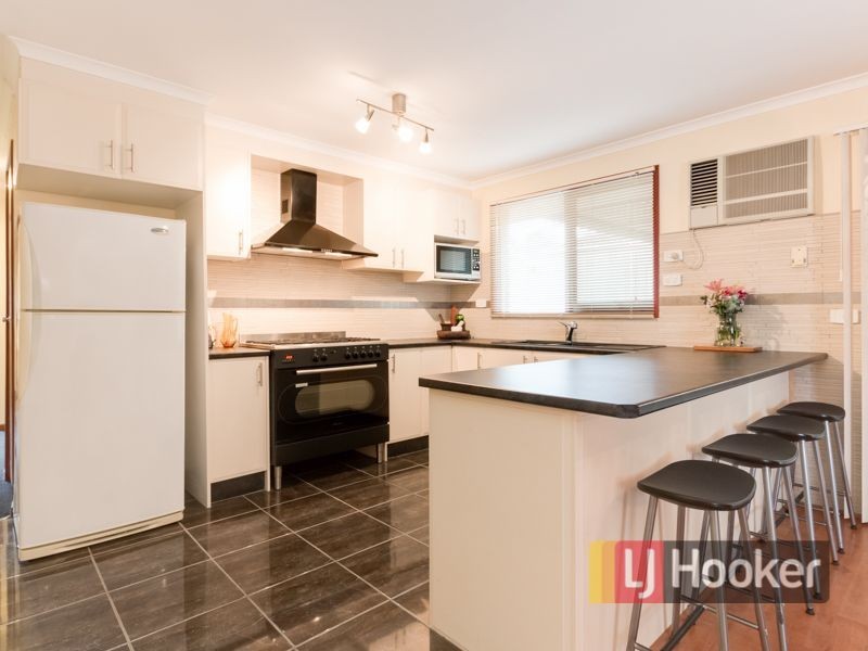31 Kerrison Drive, Hampton Park VIC 3976