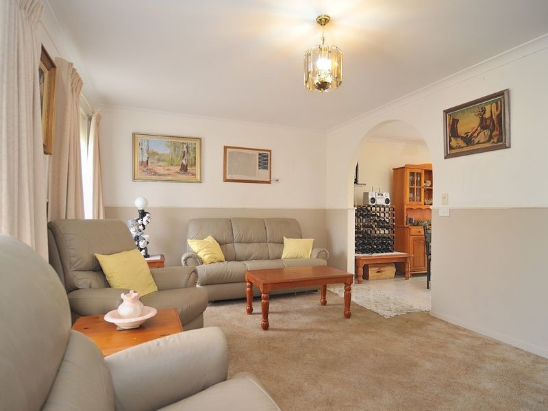 3 Jessica Drive, Hampton Park VIC 3976