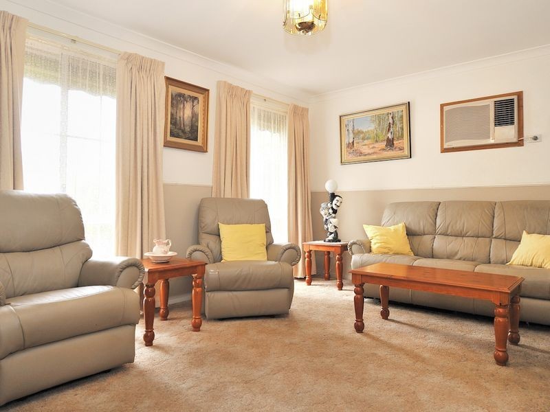 3 Jessica Drive, Hampton Park VIC 3976