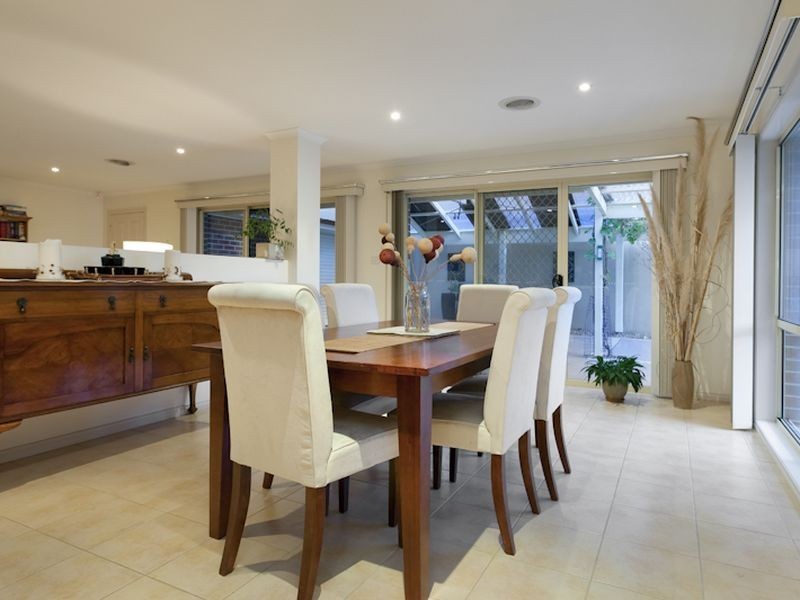 10 Franklin Parade, Lynbrook VIC 3975