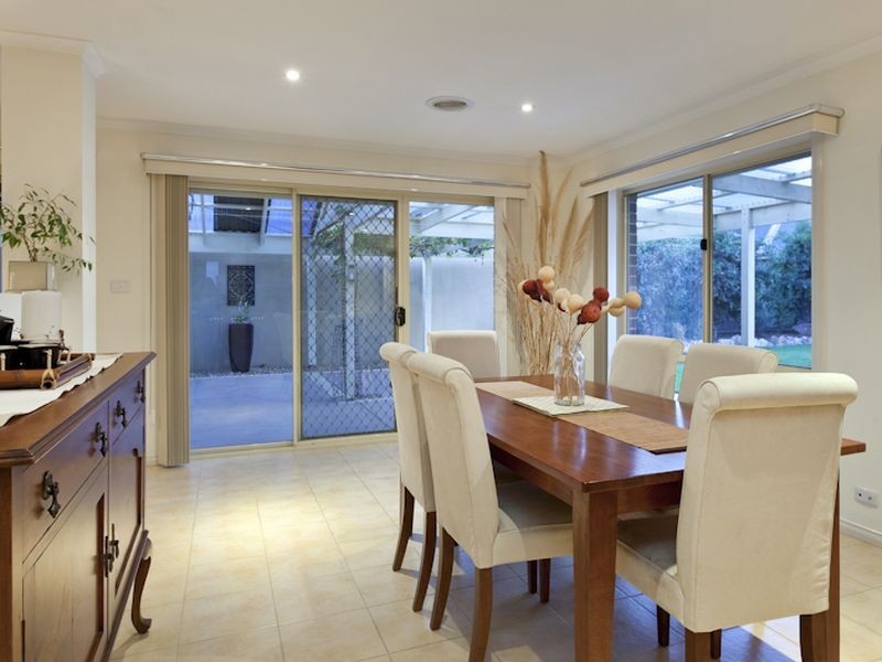 10 Franklin Parade, Lynbrook VIC 3975