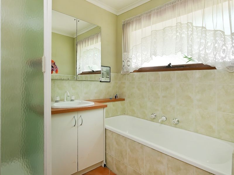 2 Evelyn Court, Hampton Park VIC 3976