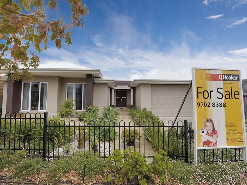 7 Cedarwood Crescent, Berwick VIC 3806