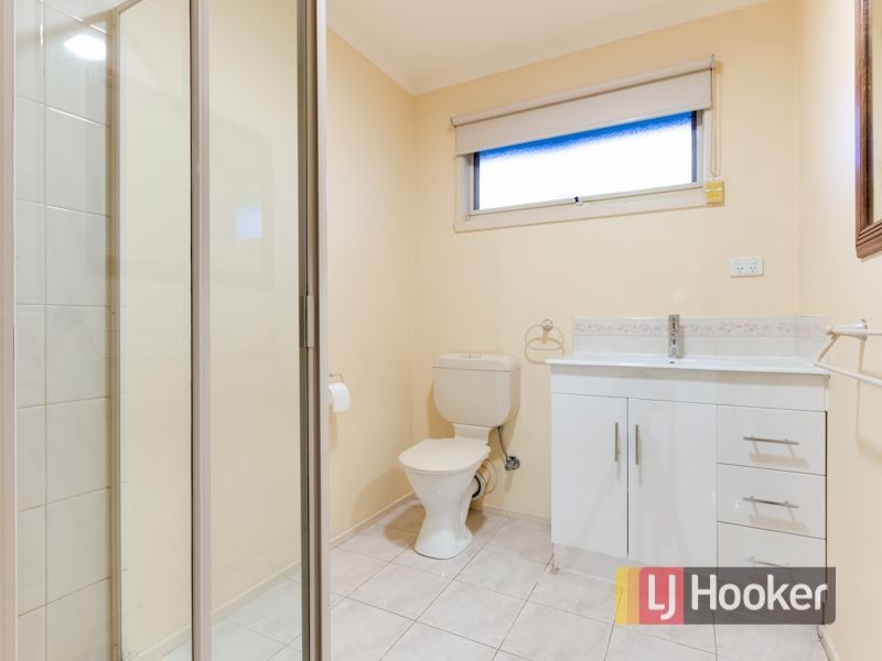 11 Wynette Close, Hampton Park VIC 3976