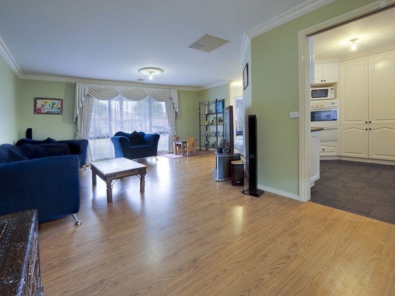 9 Pledger Close, Narre Warren South VIC 3805