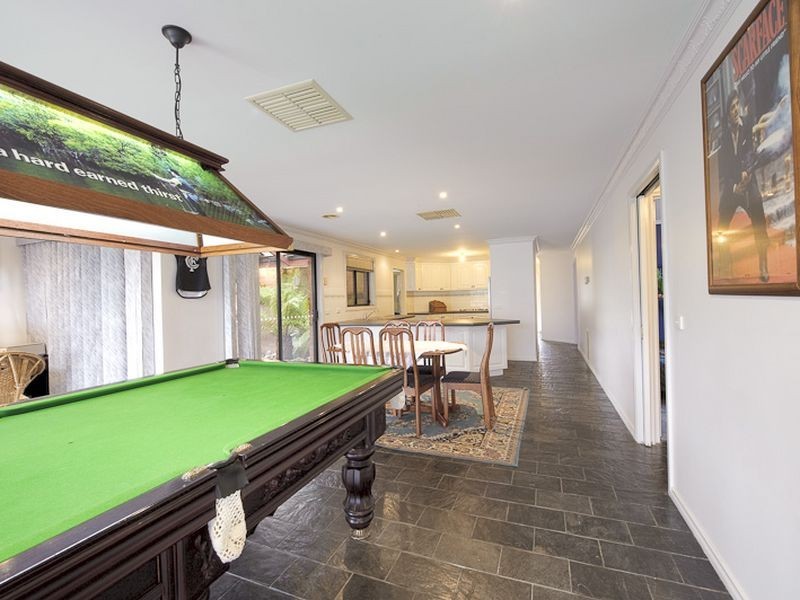 9 Pledger Close, Narre Warren South VIC 3805