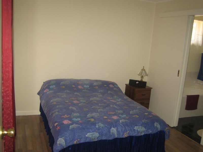 101 Oaktree Drive, Hampton Park VIC 3976