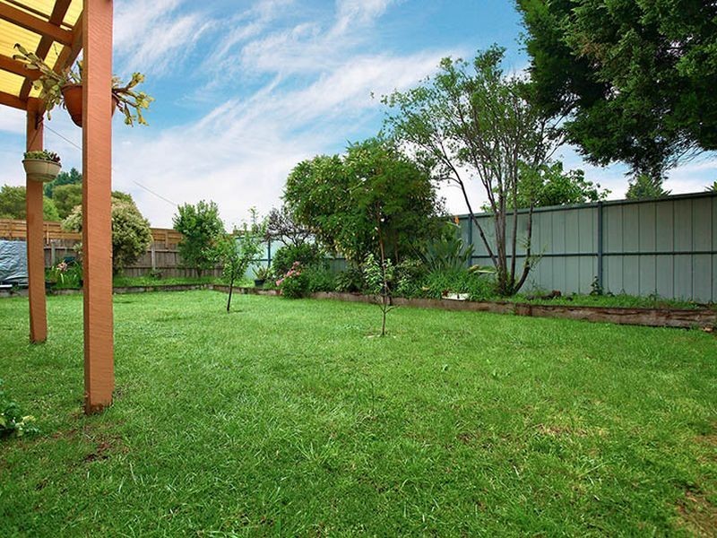 2/37 Ivan Crescent, Hampton Park VIC 3976