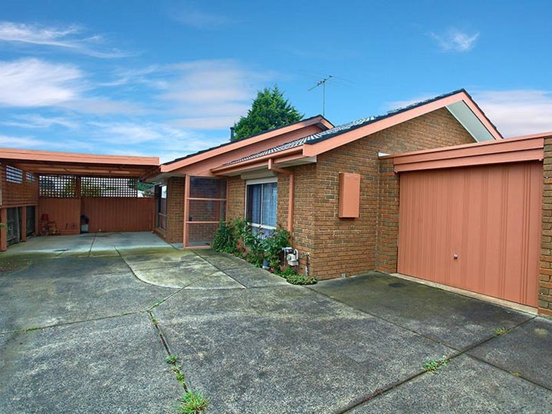 2/37 Ivan Crescent, Hampton Park VIC 3976