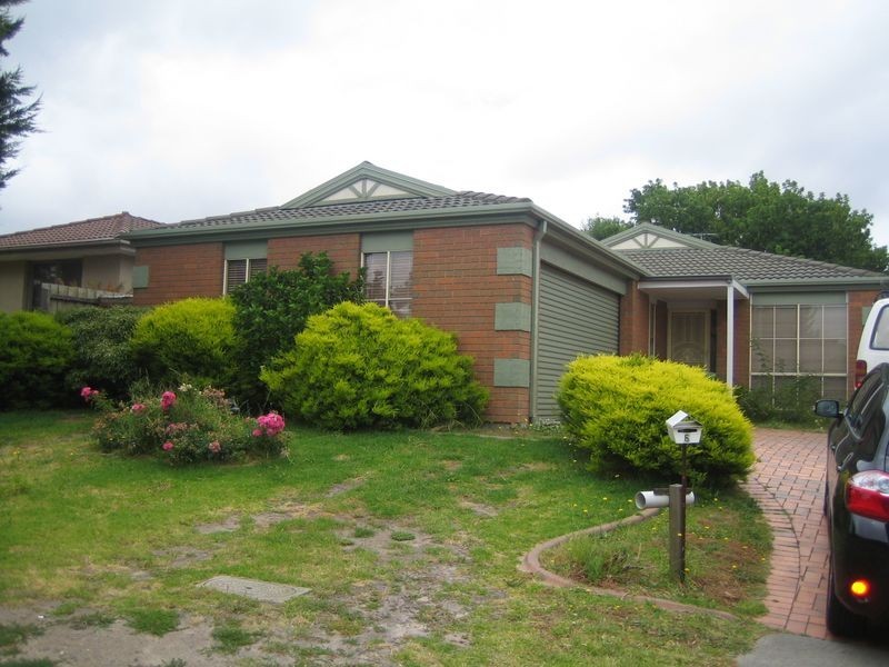 6 Hillview Rise, Hampton Park VIC 3976