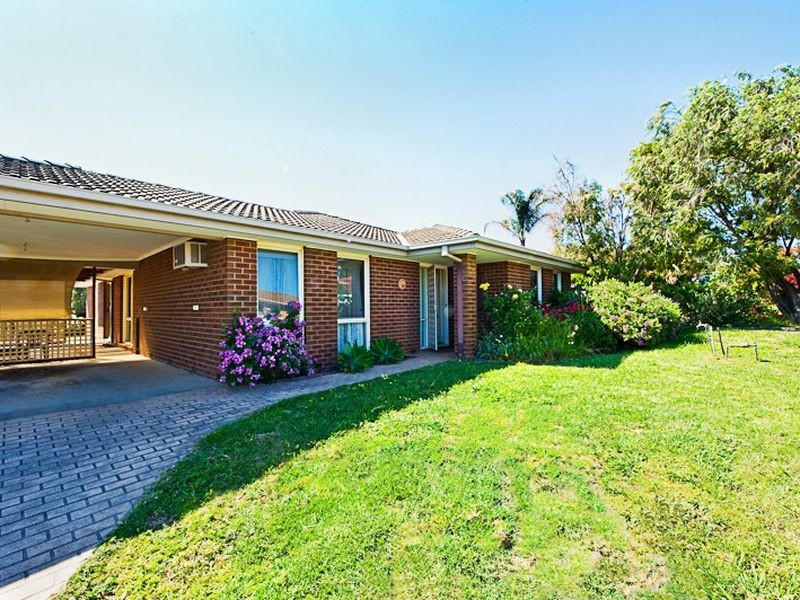 47 Ralph Crescent, Hampton Park VIC 3976