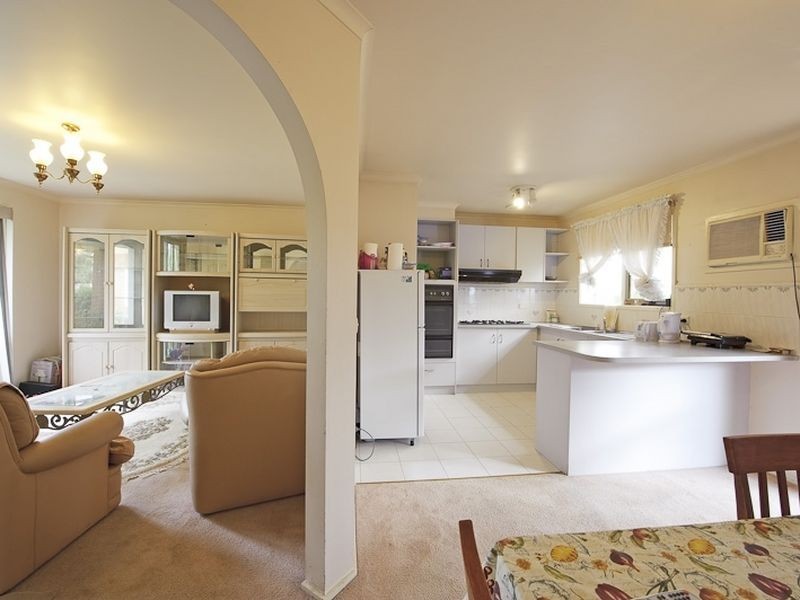 2/2 Alaster Court, Hampton Park VIC 3976