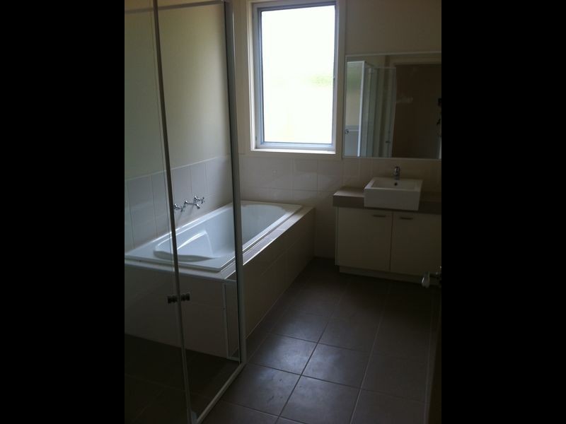 B/49 Embankment Grove, Chelsea VIC 3196