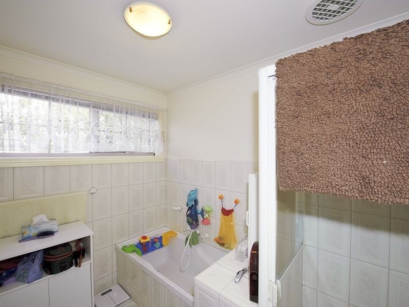 118 Warana Drive, Hampton Park VIC 3976