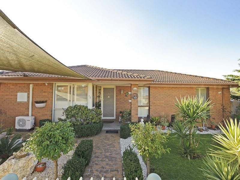 72 Springfield Crescent, Hampton Park VIC 3976