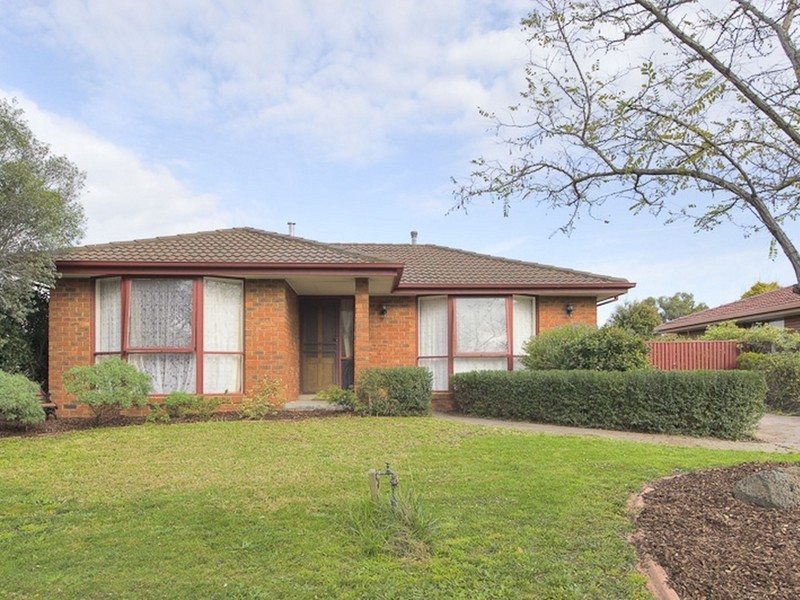 6 Beckington Crescent, Hampton Park VIC 3976