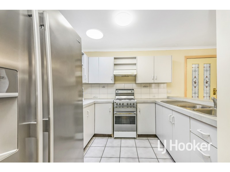 9 Katherine Court, Hampton Park VIC 3976