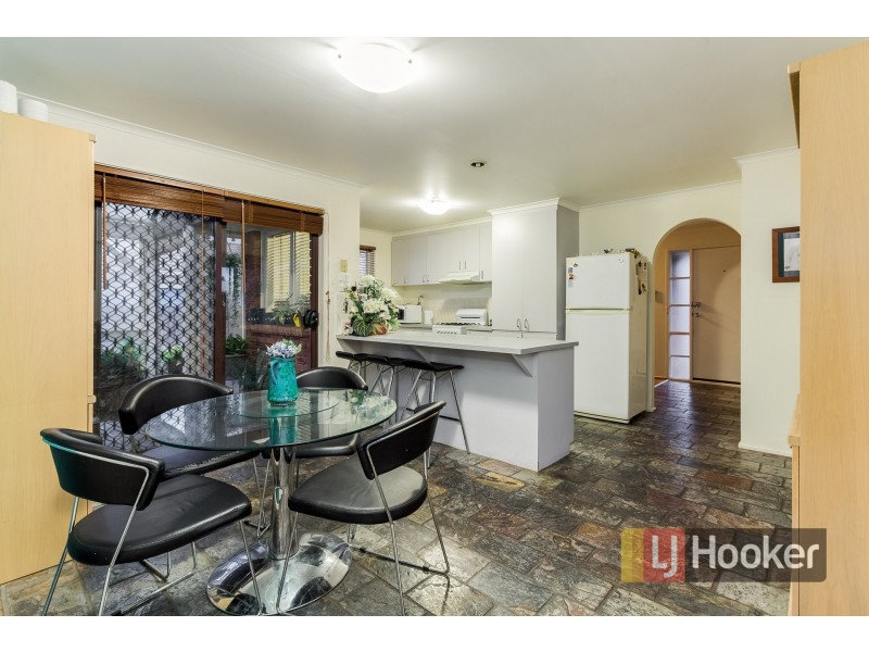 Unit 1/73 Warana Drive, Hampton Park VIC 3976