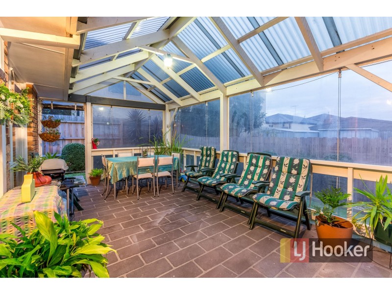 Unit 1/73 Warana Drive, Hampton Park VIC 3976