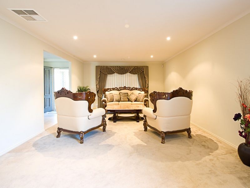 727 Glasscocks Road, Narre Warren South VIC 3805