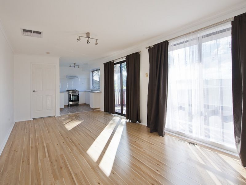 66 Oaktree Drive, Hampton Park VIC 3976